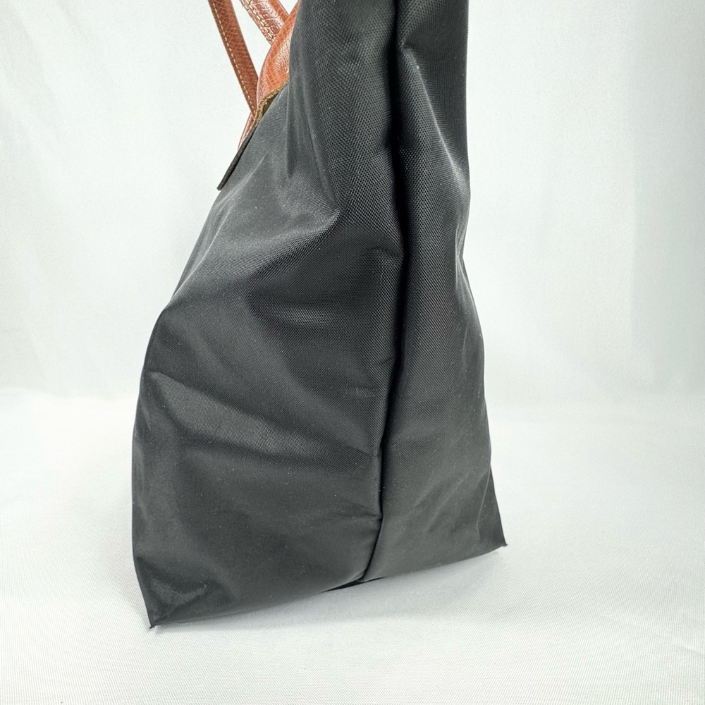 Longchamp Le Pliage Black Nylon/Leather Large Tote - Picture 2 of 11